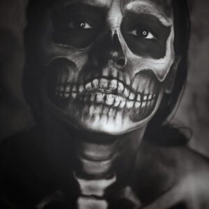 BLACK AND WHITE PHOTOGRAPHY, BLACK AND WHITE PORTRAIT PHOTOGRAPHY, BLACK AND WHITE SKULL FACE PHOTOGRAPHY, REALISTIC SKULL FACE PHOTOGRAPHY